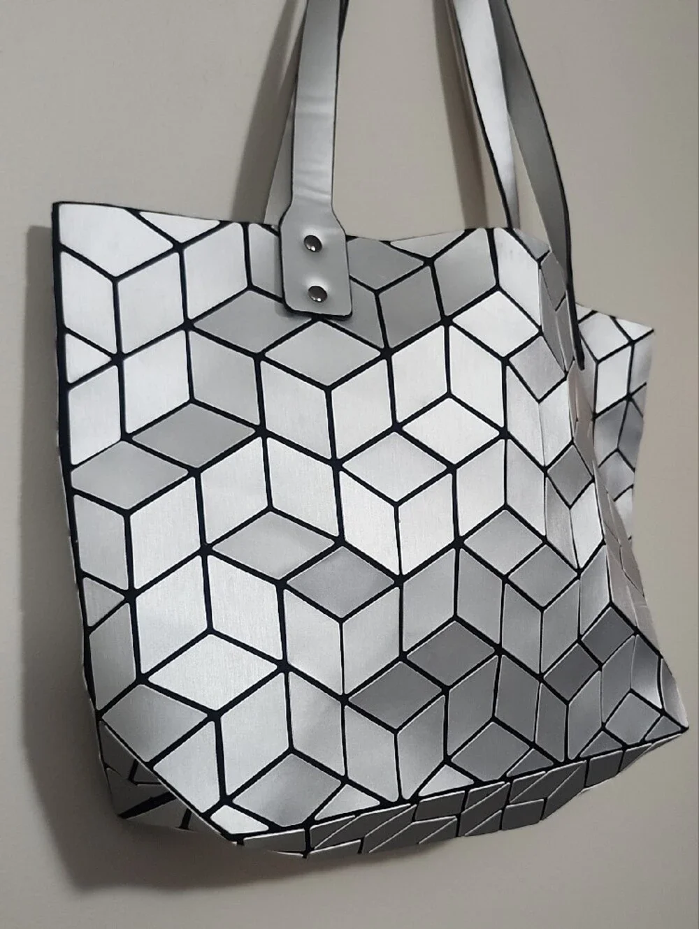 Emilio Pepe Matte Silver Geometric 3D Cube Tote Bag Holographic Furturistic Spac